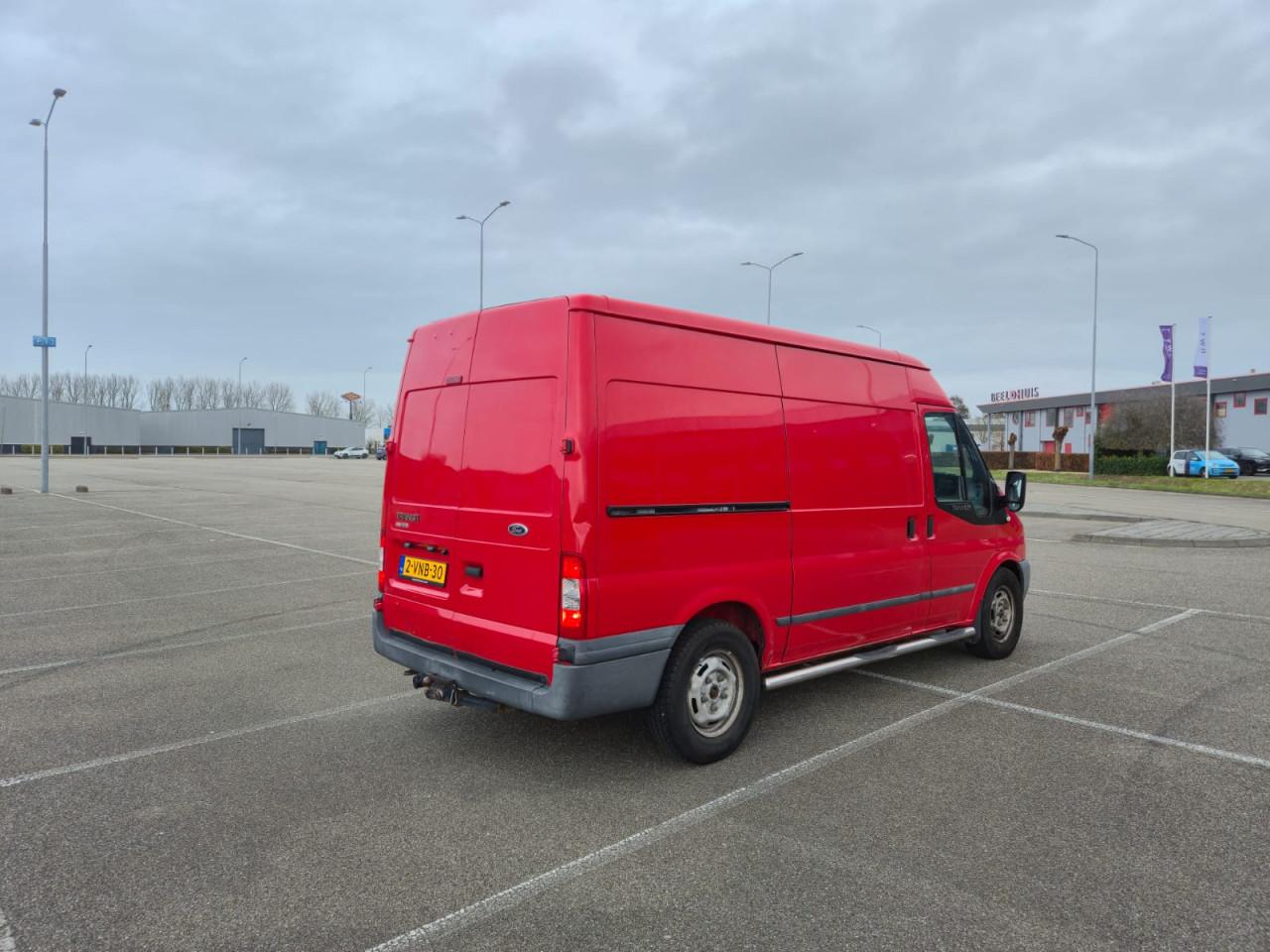 Nette Ford Transit, Werk-bus/Camper, WEINIG KILOMETERS!