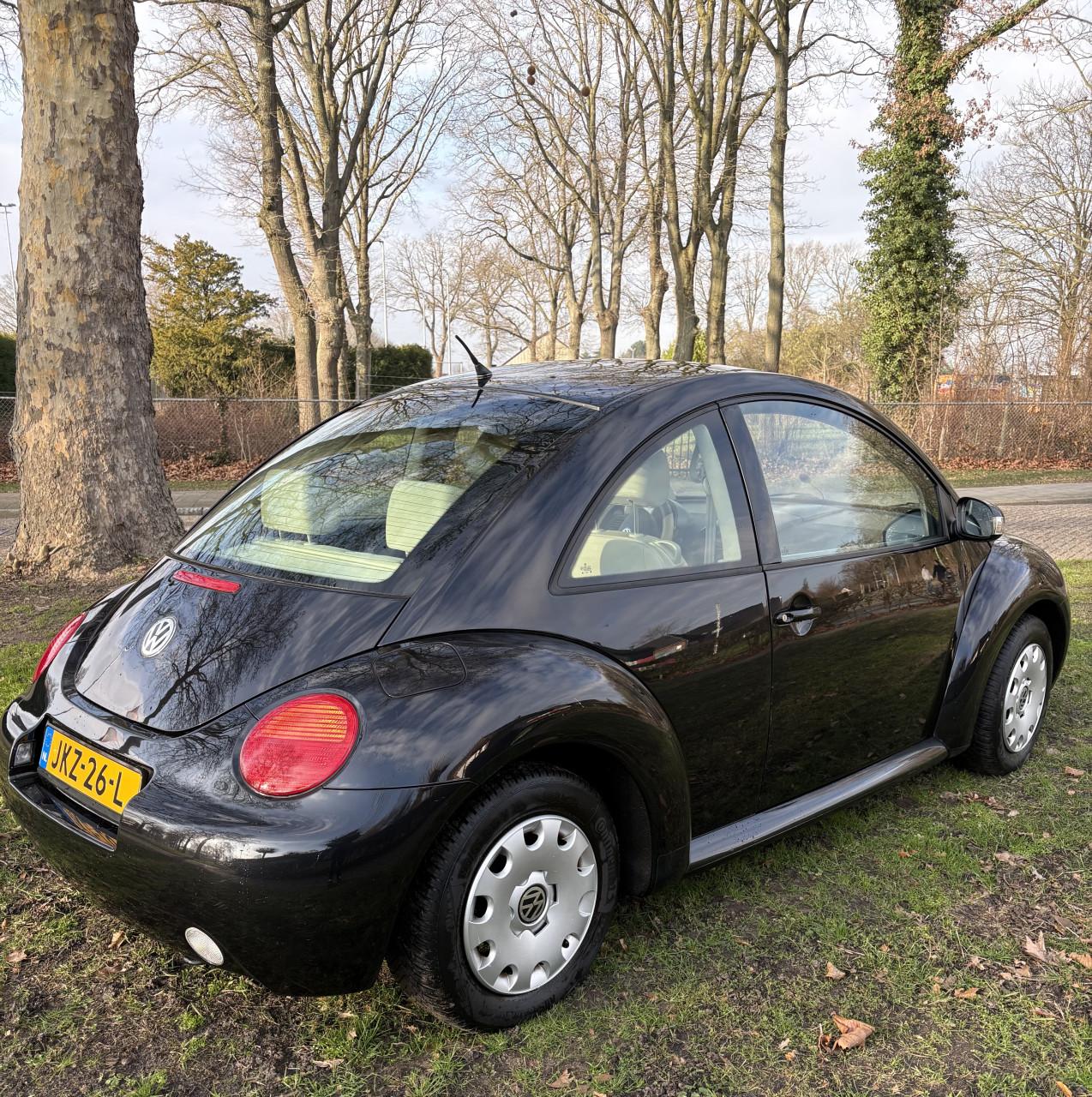 Volkswagen New Beetle, 117.000km, leer, airco, 1,6 benzine