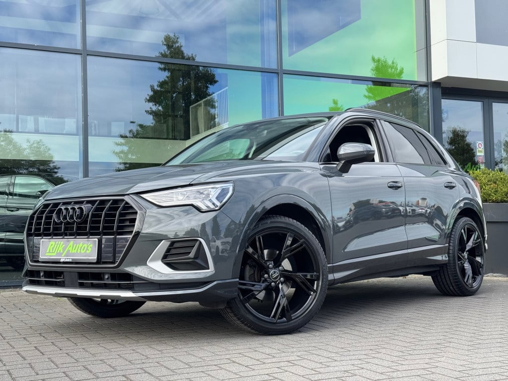 Audi Q3 35 tfsi advanced * matrix led * stoelverwarming * adaptive cruise c