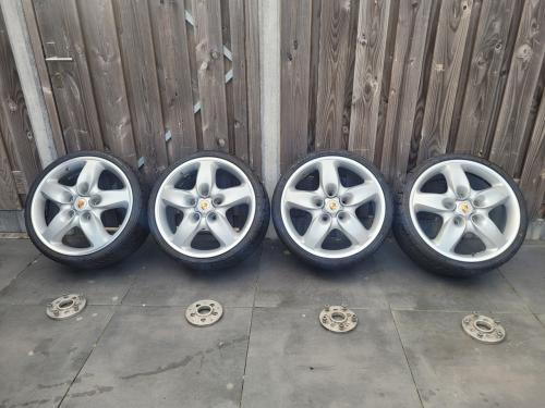 Te koop porsche velgen