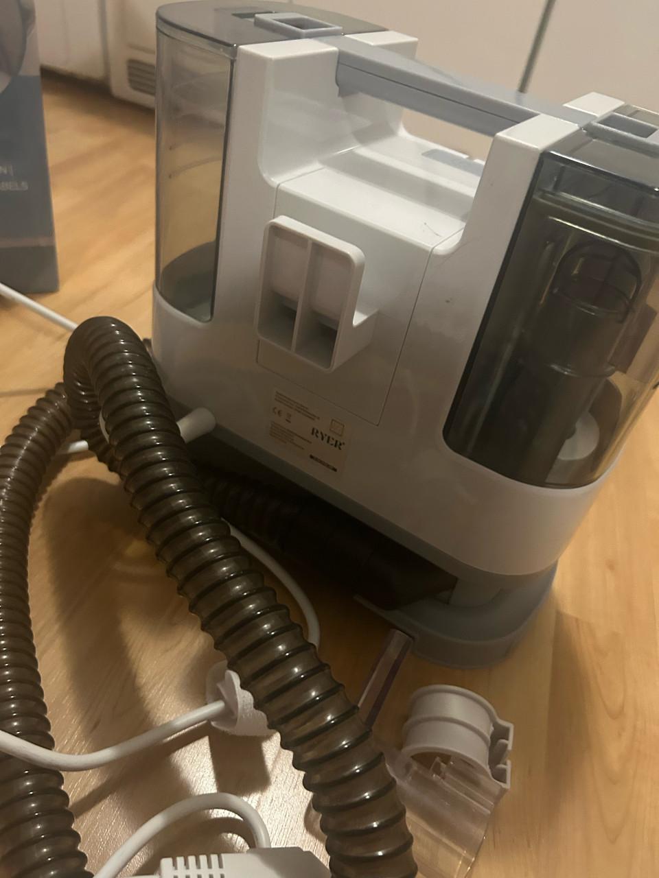 Vlekken/tapijt reiniger