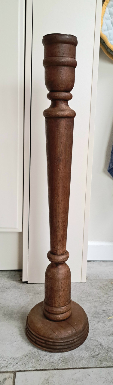 Houten kandelaar