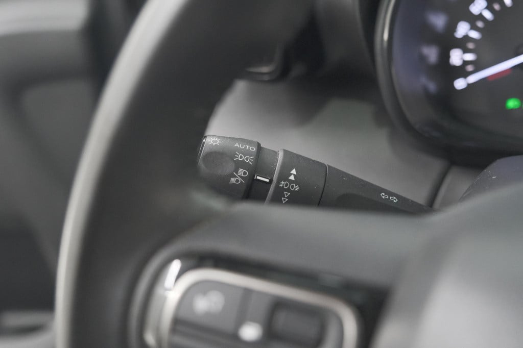 Citroen C3 Aircross puretech 110 feel | navigatie | cruise control | apple 