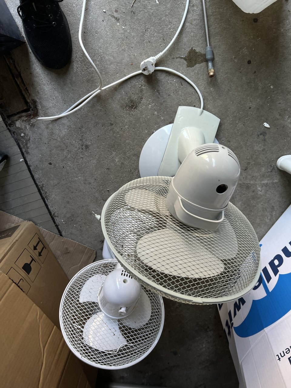 2 x Ventilatoren €5/- p/s