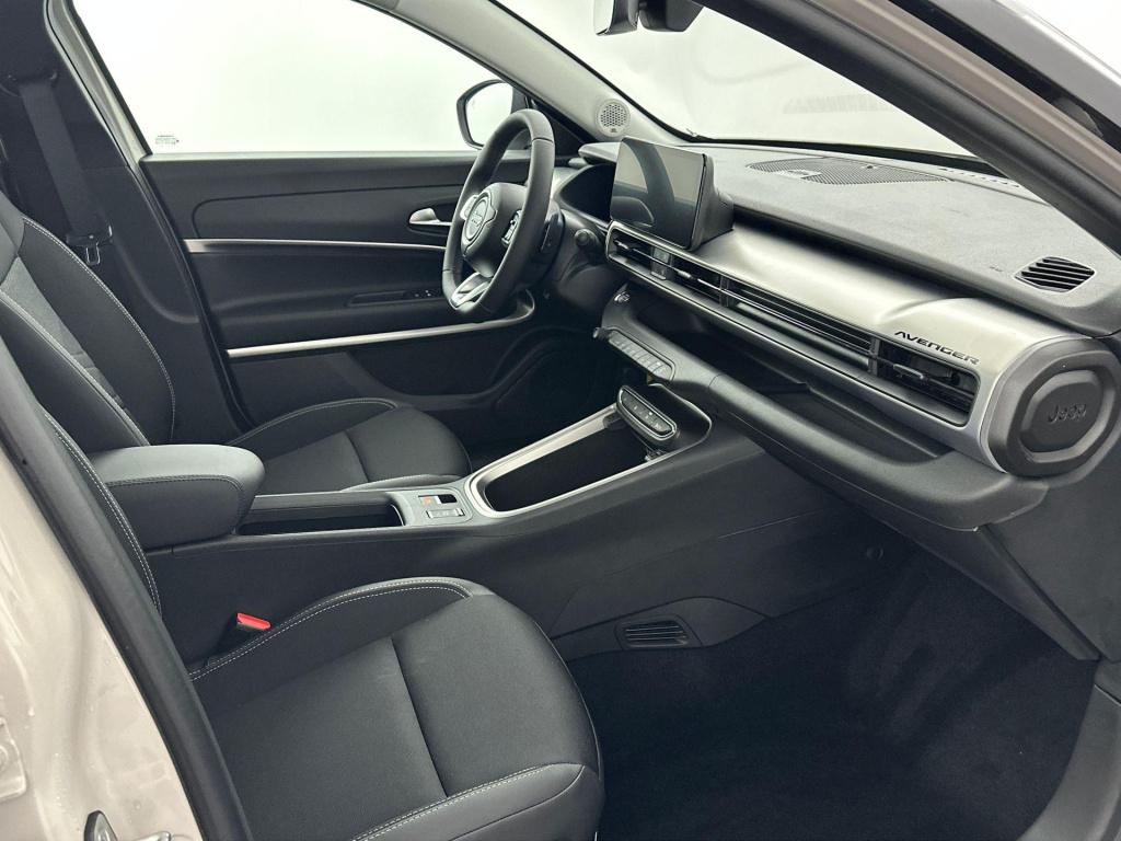 Jeep Avenger 1.2 e-hybrid summit | hoge korting | voorraadvoordeel € 5.500,