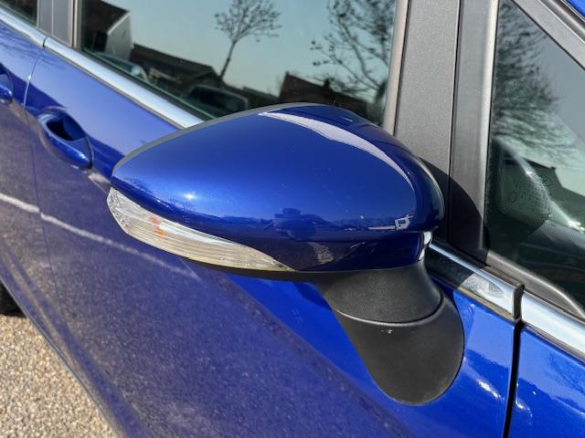 Ford B-max 1.6 ti-vct 105pk powershift titanium automaat 6t cruise & climat