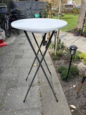 2 statafels. VERKOCHT