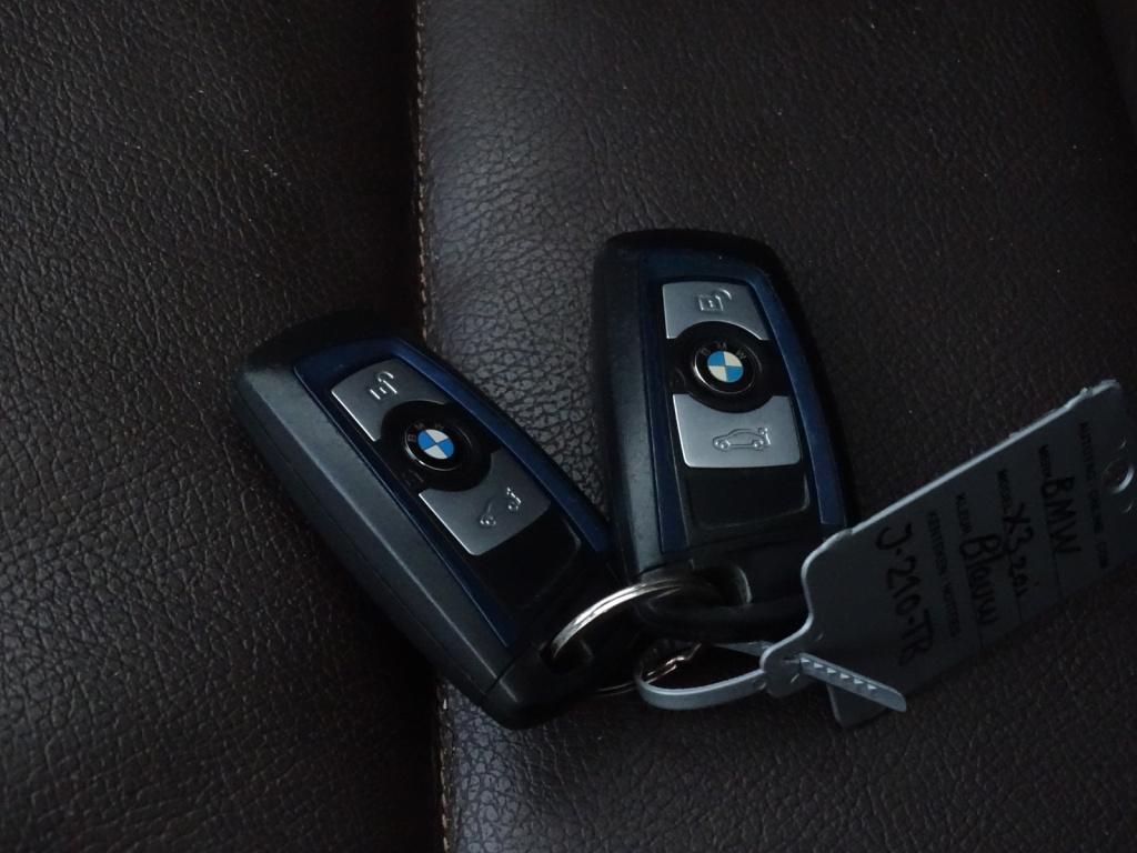 BMW X3 xdrive20i centennial high executive m-sportpakket | pano | 19"