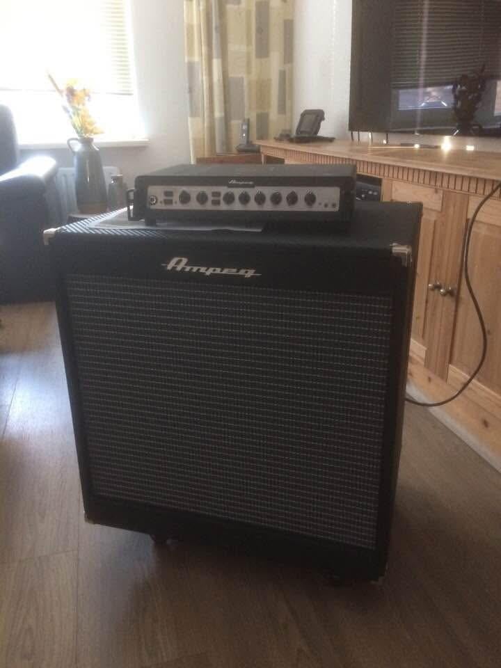 2x ampeg bas boxen 15 inch + ampeg versterker pf 500