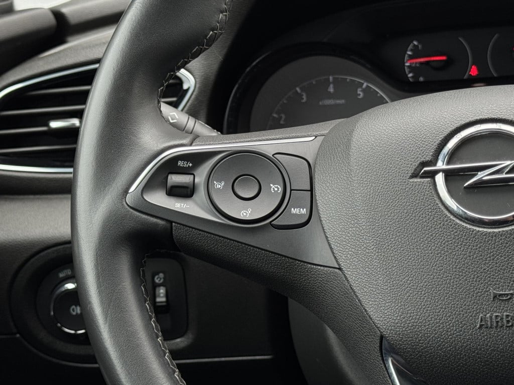 Opel Grandland X 1.2 turbo business + | trekhaak | navigatie | camera | app