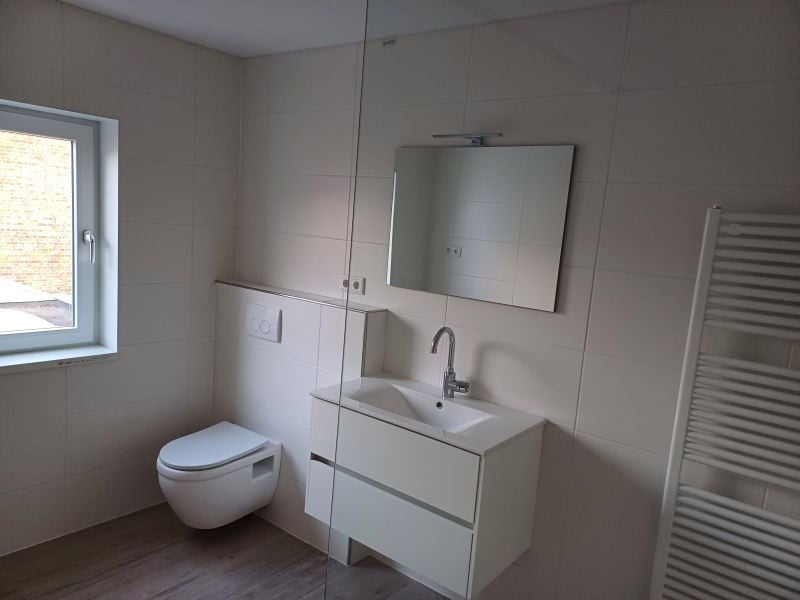 Te huur; Appartement met kantoor aan huis - IJzendijke