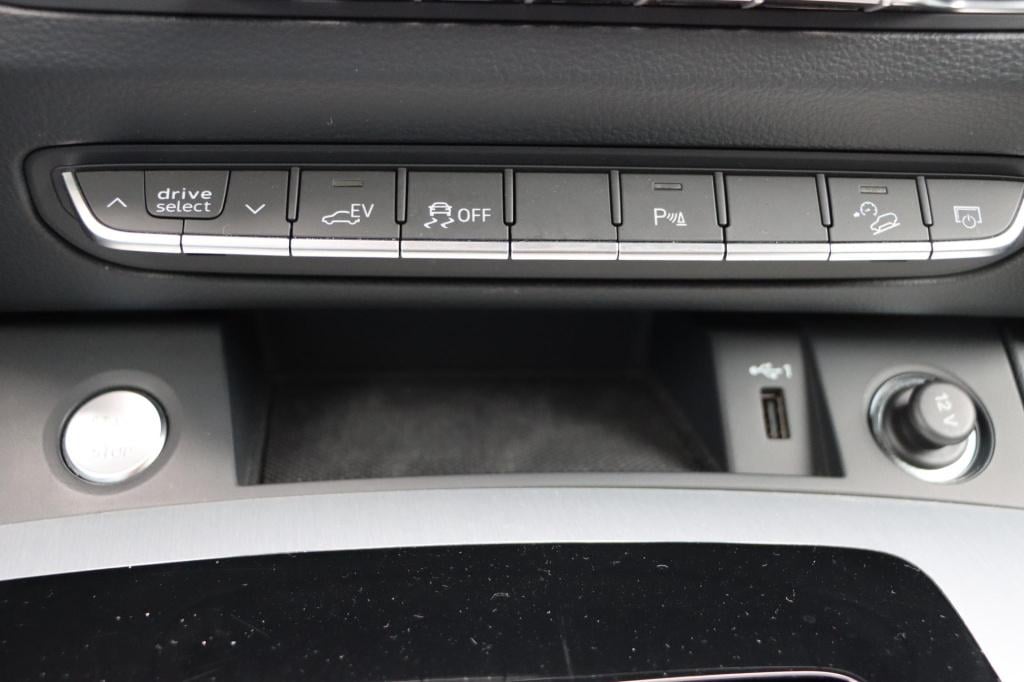 Audi Q5 50 tfsi e s edition competition 265pk s tronic | stoelverwarming | 