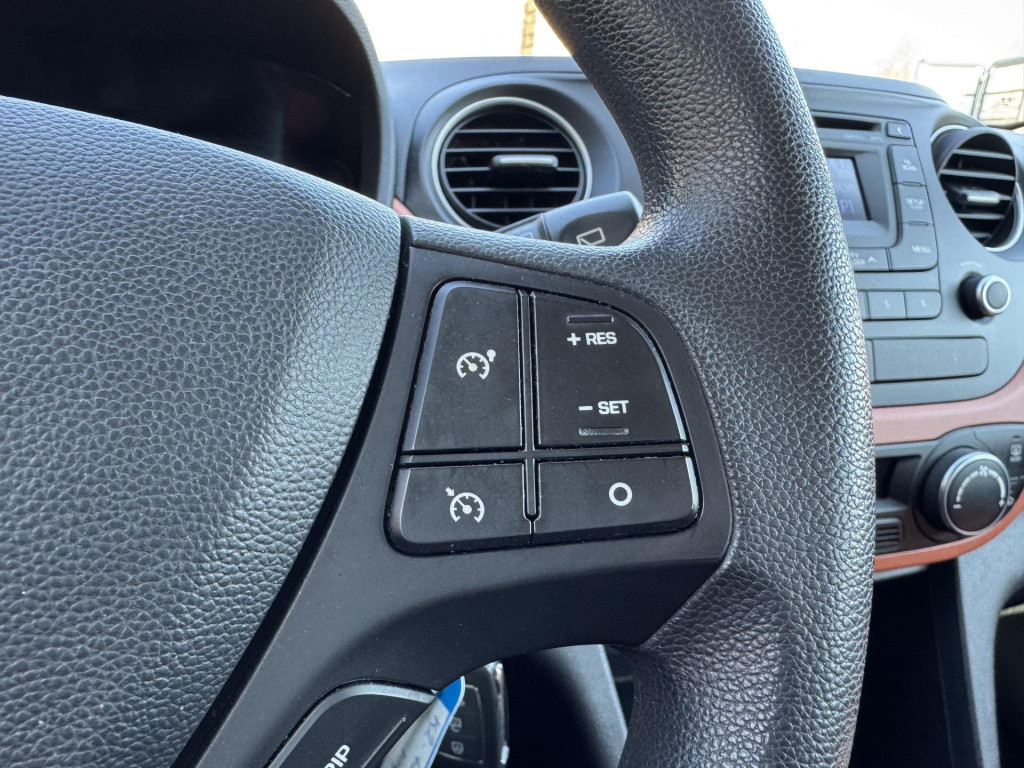 Hyundai I 10 1.0i i-motion comfort | cruise control | radio-cd/mp3 speler |