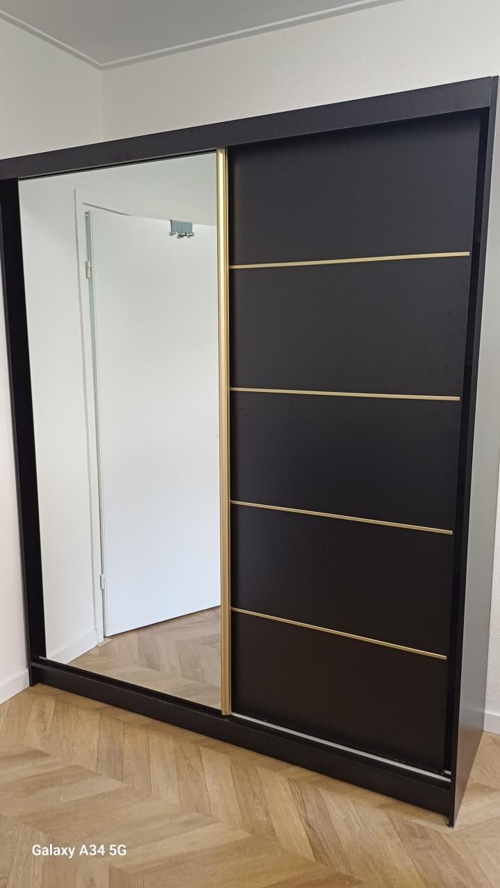 Klusser - Netjes en correct - 35,00