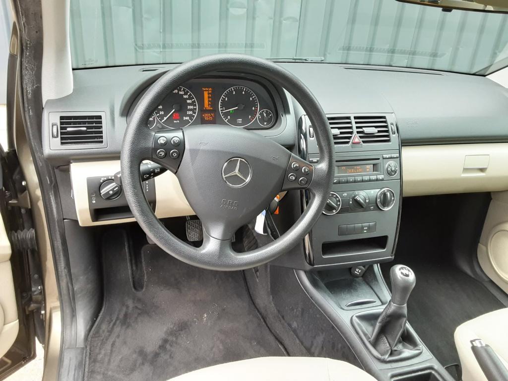 Mercedes-Benz A-Klasse 160 blueefficiency classic
