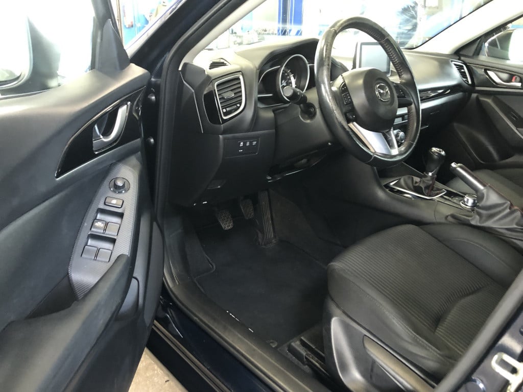 Mazda 3 2.0 ts+