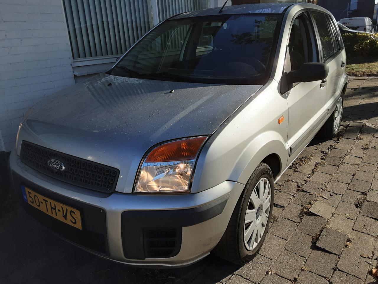 Ford Fusion 1.4-16V Champion