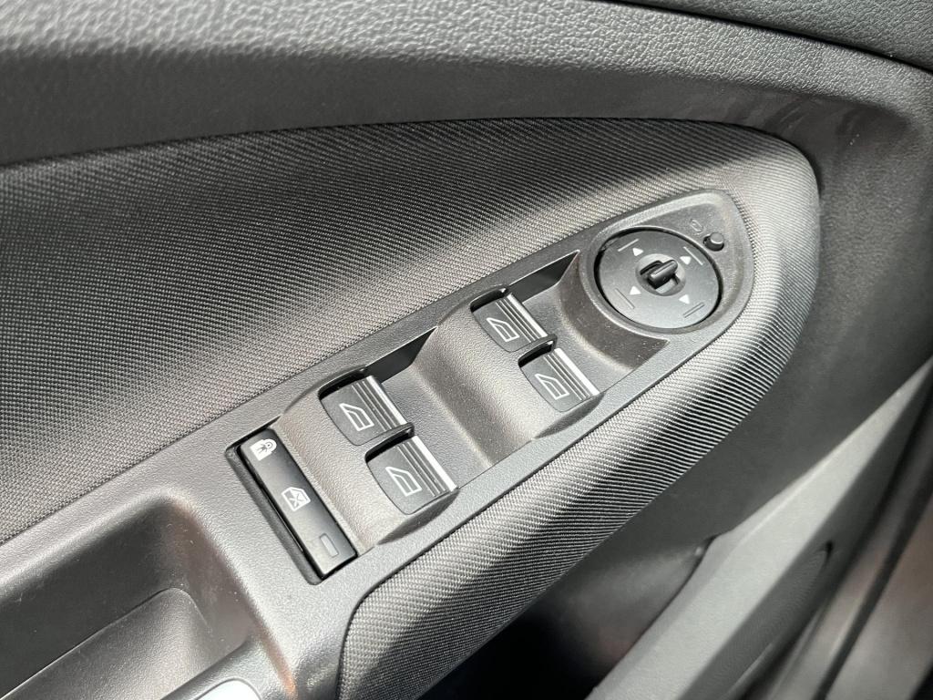 Ford C-max 1.0 titanium | wegklapbare trekhaak | climate control | cruise c