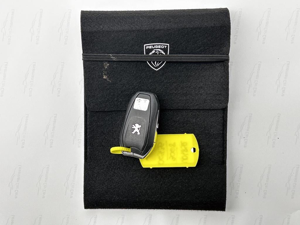 Peugeot 3008 plug-in hybrid4 300pk gt pack | rijklaar | adaptive cruise | e