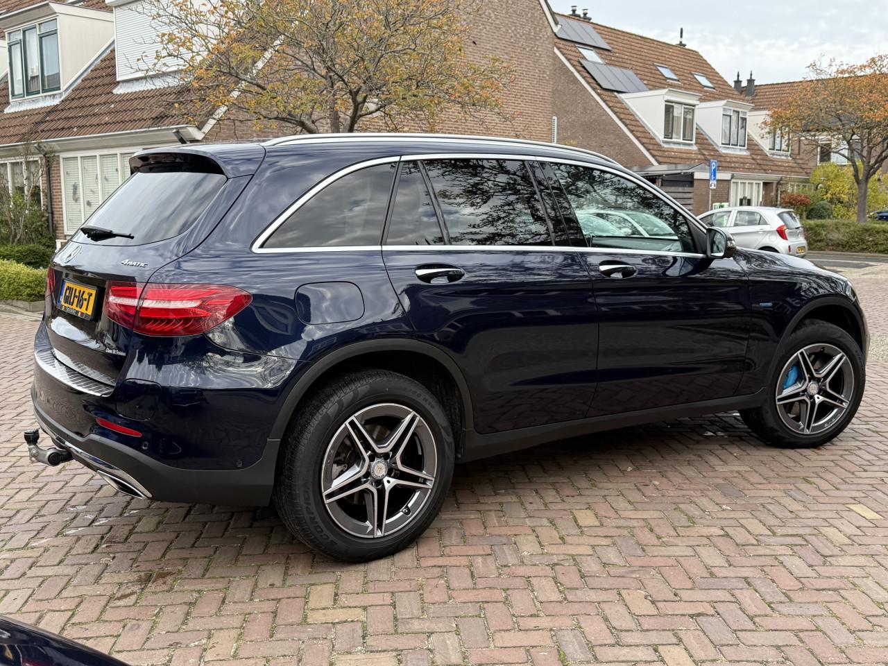 Mercedes GLC 350e AMG line 11/2017