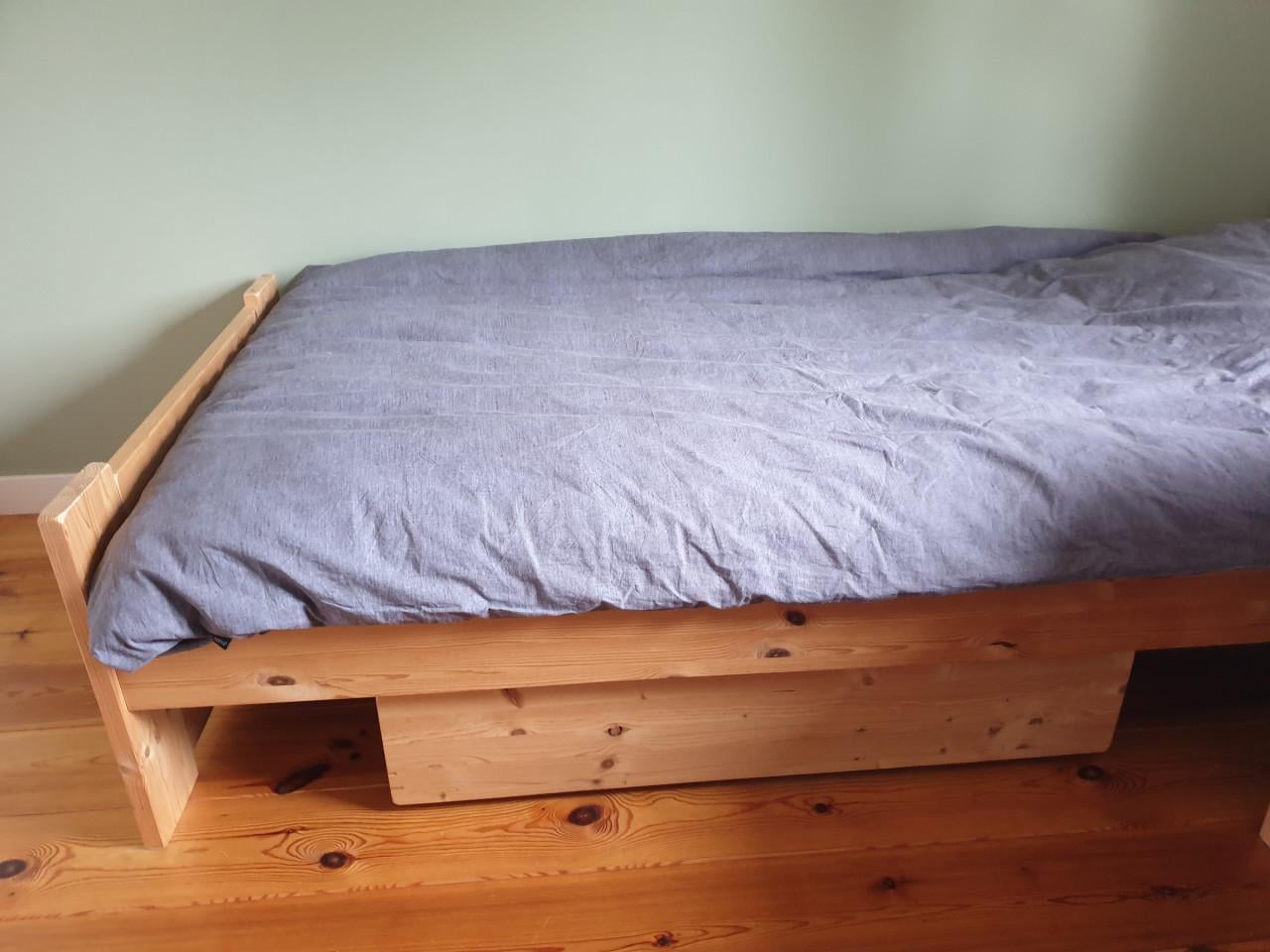 Houten ledikant 90/210