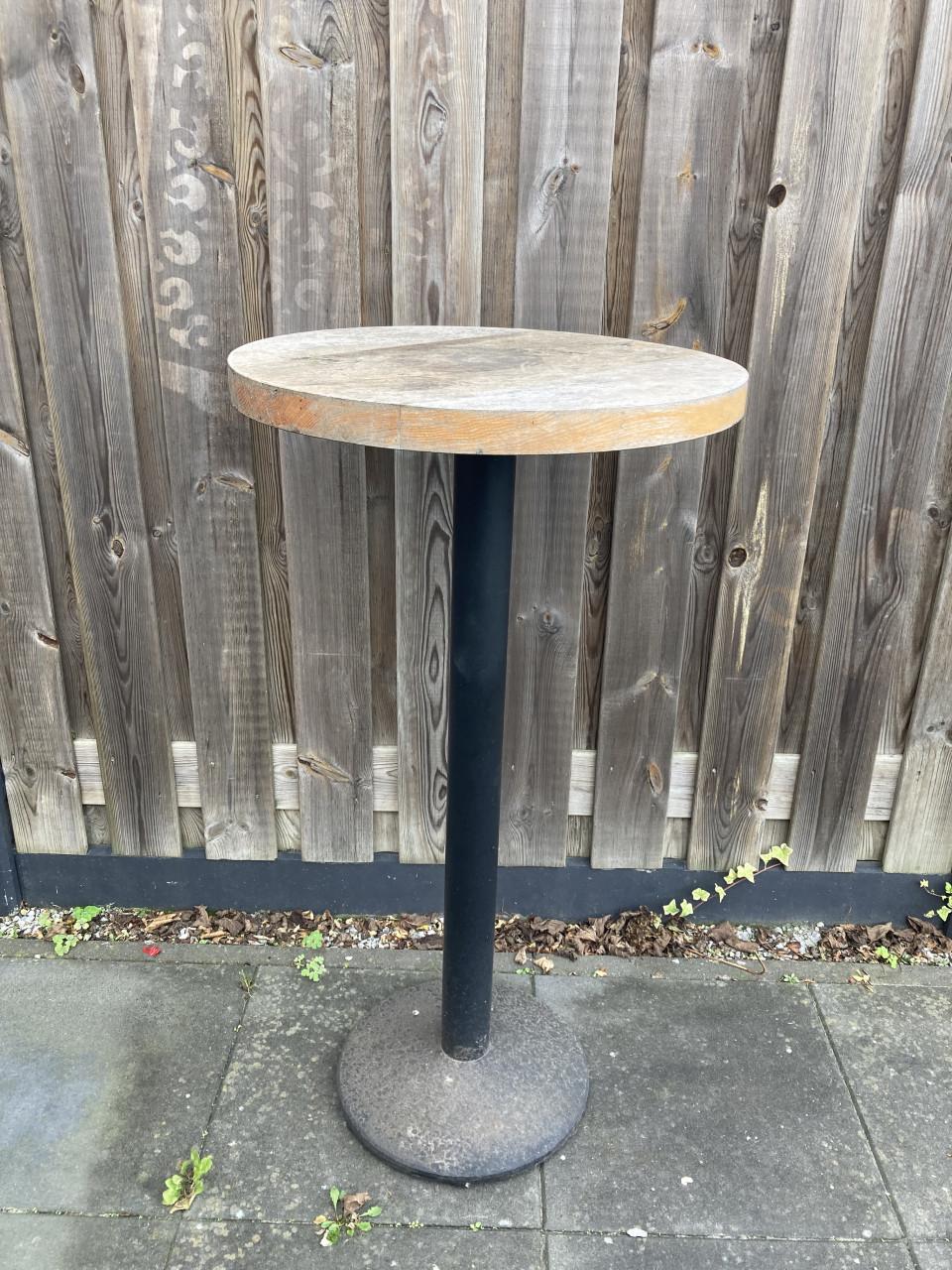 Barkrukken + bartafel