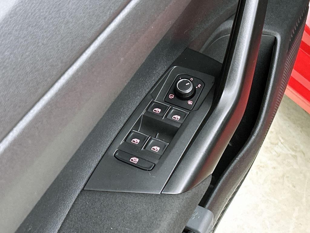 Volkswagen Polo 1.0 tsi highline | navigatie | apple carplay / android auto