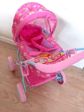 Kinder poppen wagen