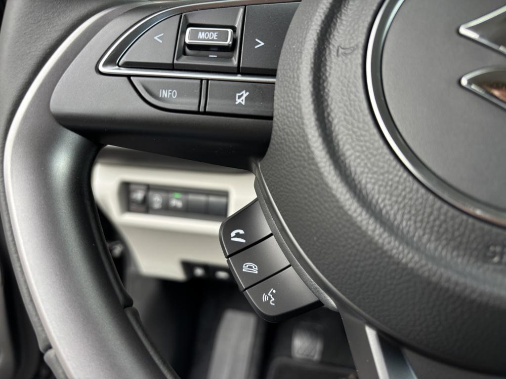 Suzuki Swift 1.2 select smart hybrid