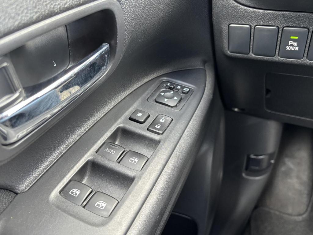 Mitsubishi Outlander 2.0 connect pro