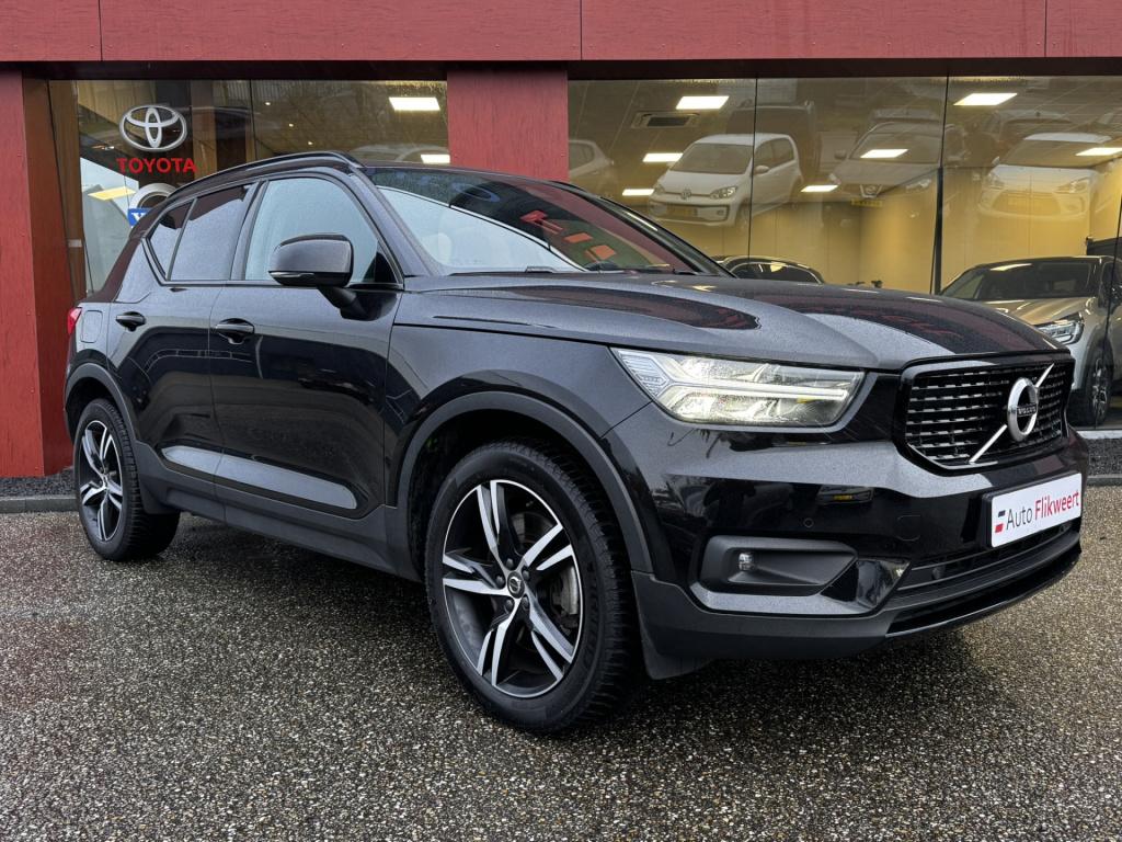 Volvo XC40 1.5 t4 recharge r-design