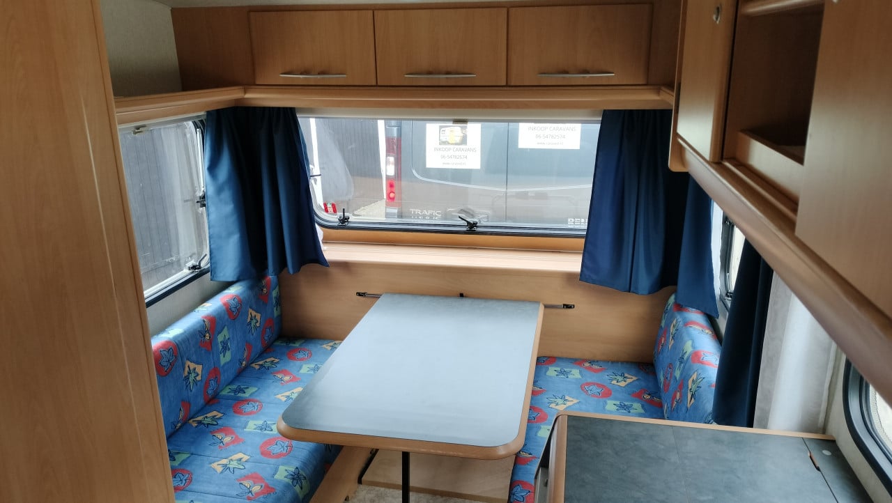 Adria ALS NIEUW met luifel
