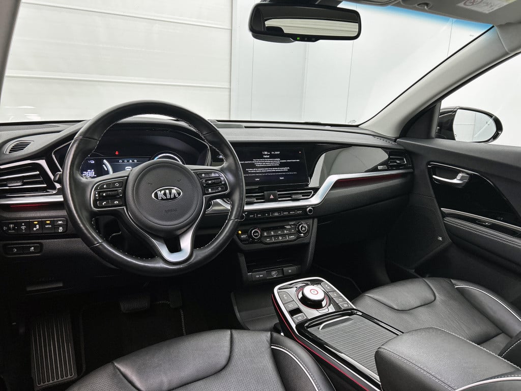 Kia E-niro dynamicplusline 64 kwh |schuif/kanteldak | 3-fase | stoelkoeling
