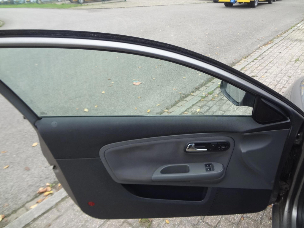 Seat Ibiza 1.4-16v stylance