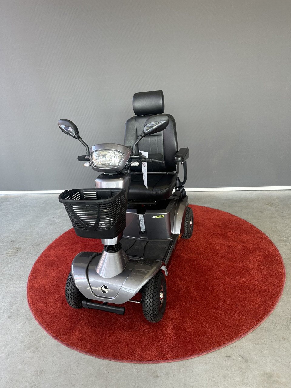 Scootmobiel Sterling S245