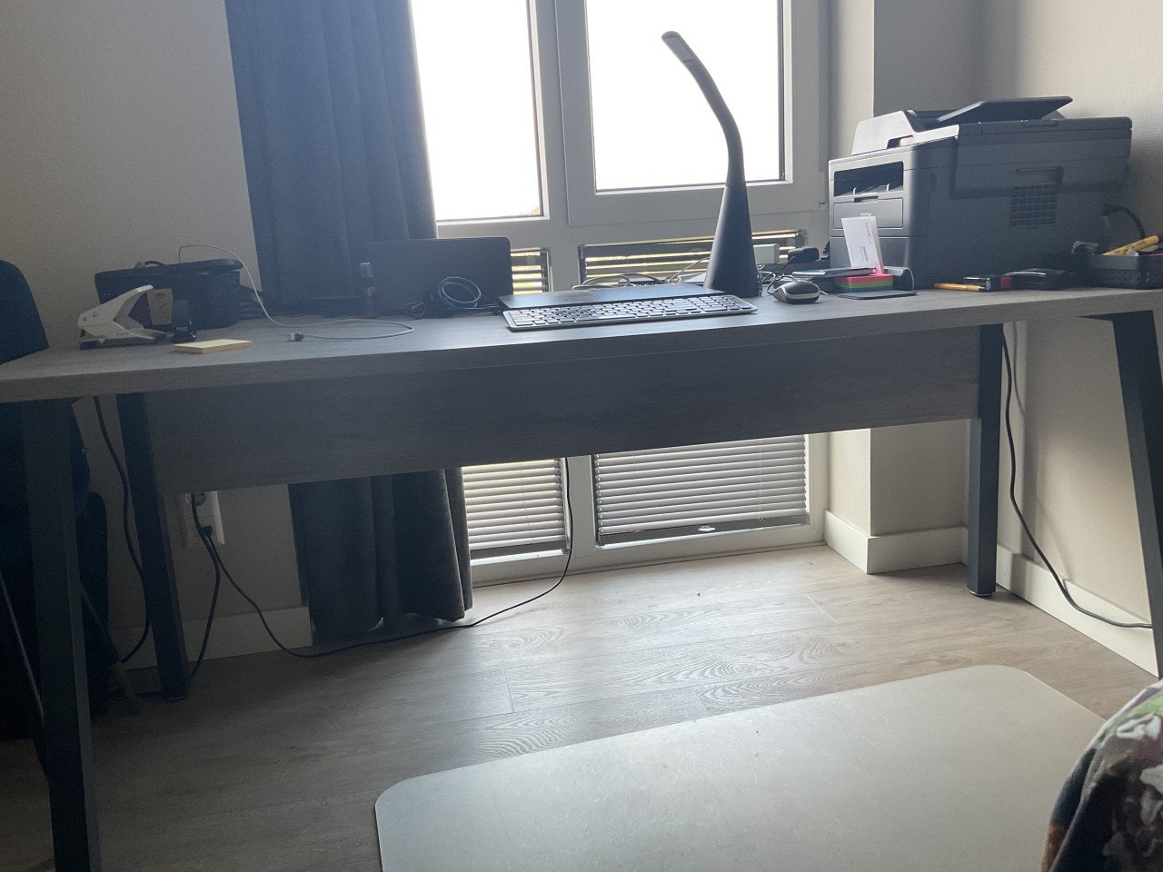 Bureau(tafel( en 2 kasten