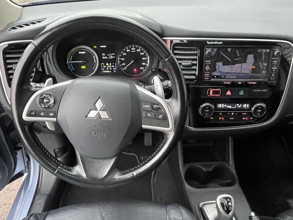 Mitsubishi Outlander 2.0 phev instyle | nieuwe batterij |