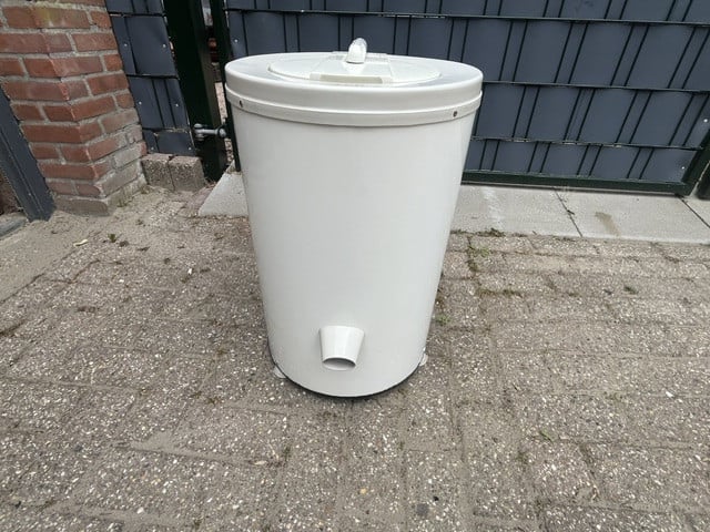 9 Centrifuges