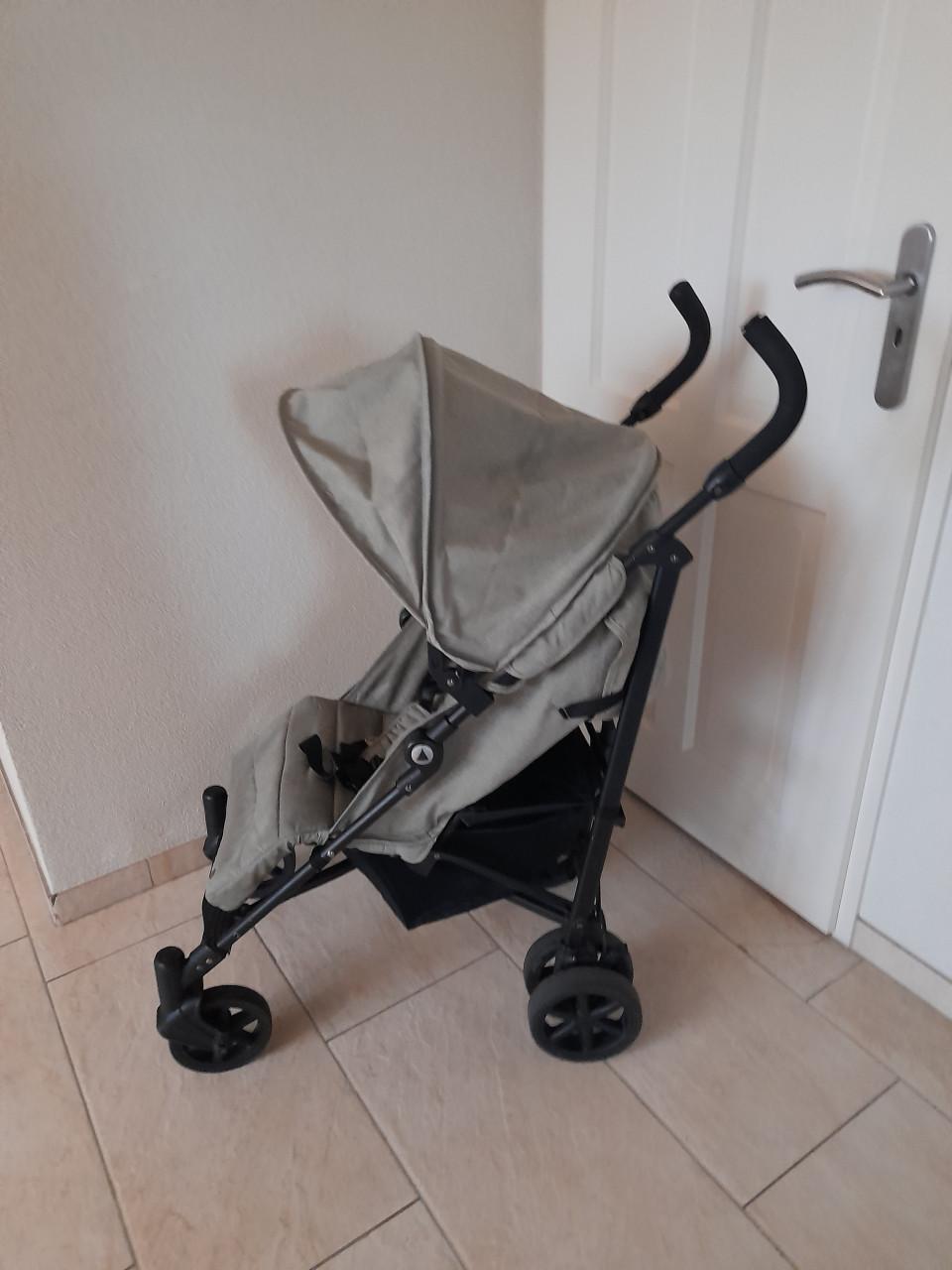 Topmark buggy (in goede staat )