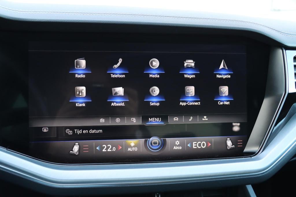 Volkswagen Touareg 3.0 tsi ehybrid 4motion elegance black style 380pk tiptr
