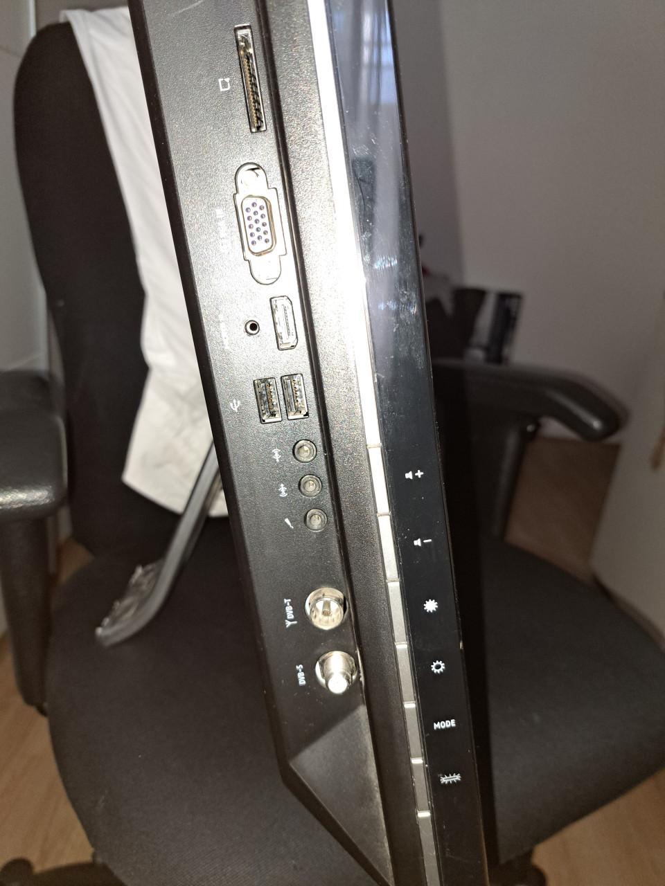 Medion touchscreen all in one.