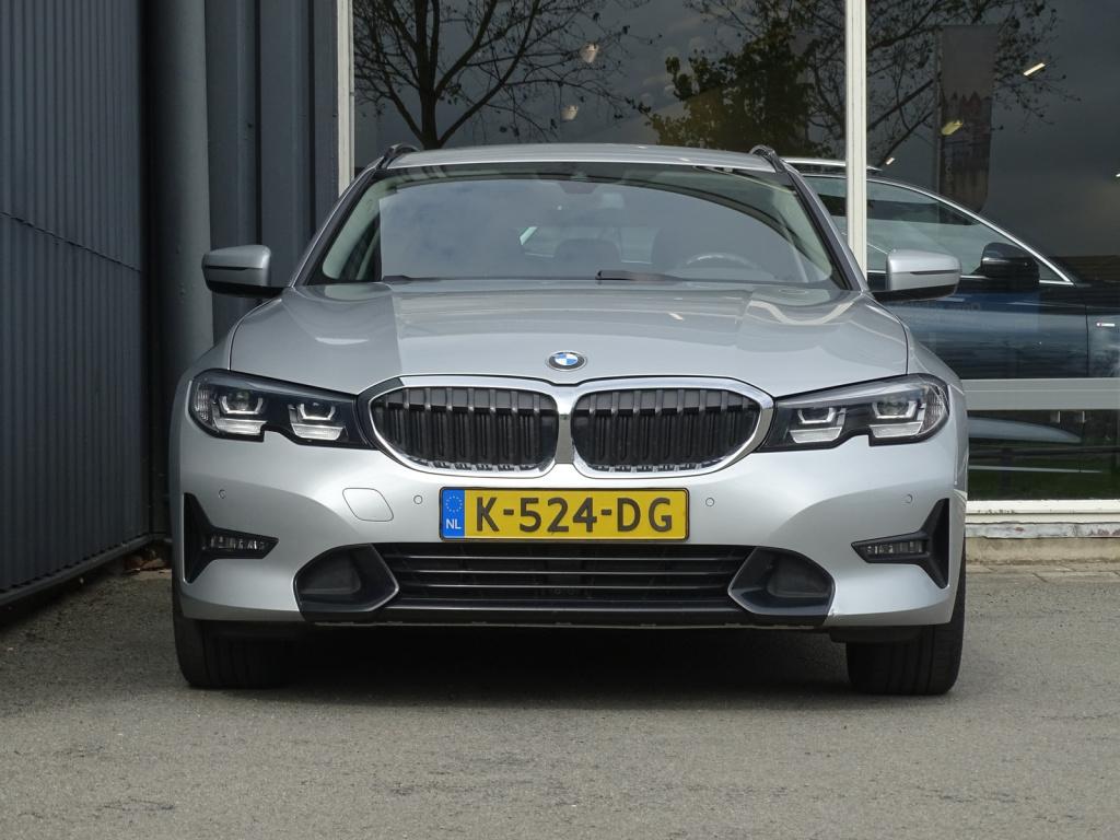 BMW 3-serie touring 318i executive edition sportline