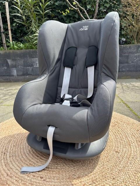 Britax Römer Eclipse autostoelen – 2 stuks – Smal model – Goede staat