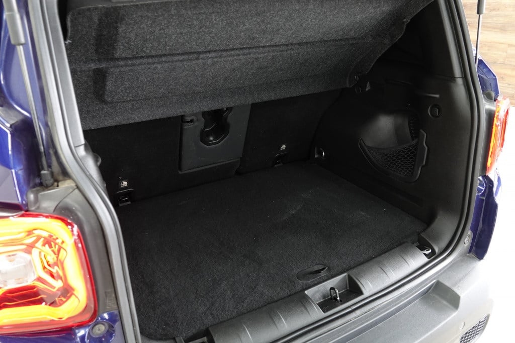 Jeep Renegade 1.0t | cruise | camera | led |