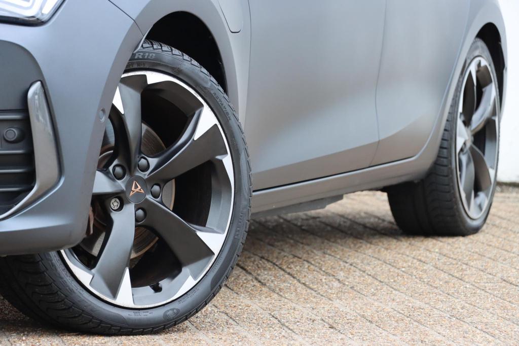Cupra Leon 1.4 e-hybrid essential 204pk dsg6 | soh 93% |