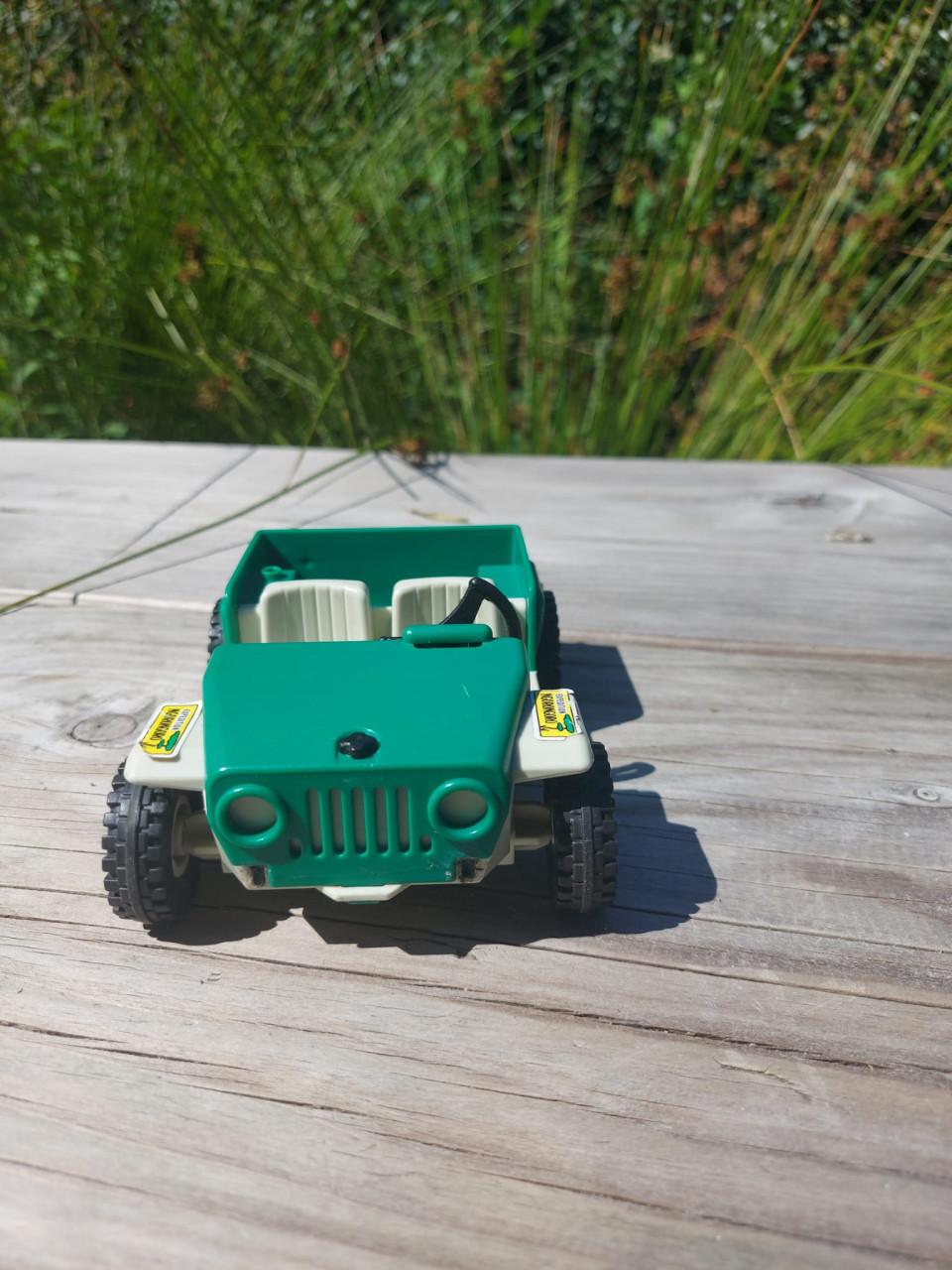 Mooie Playmobil jeep