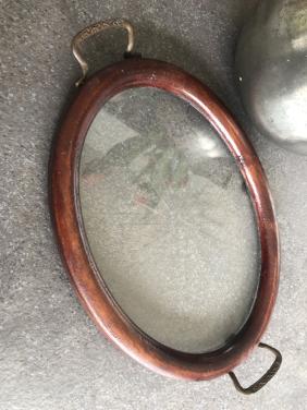Oud klein dienblad