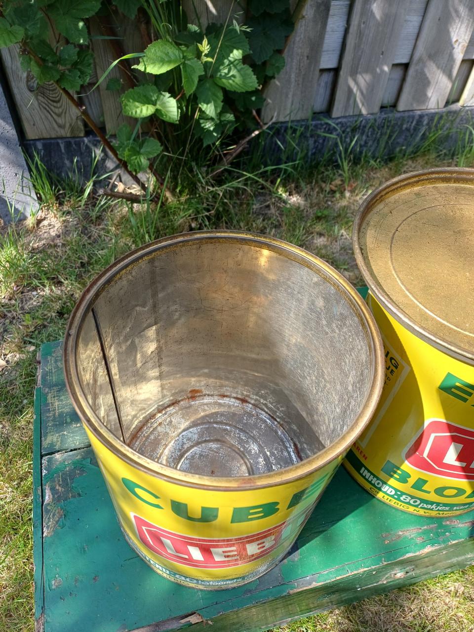 Brocante blikken