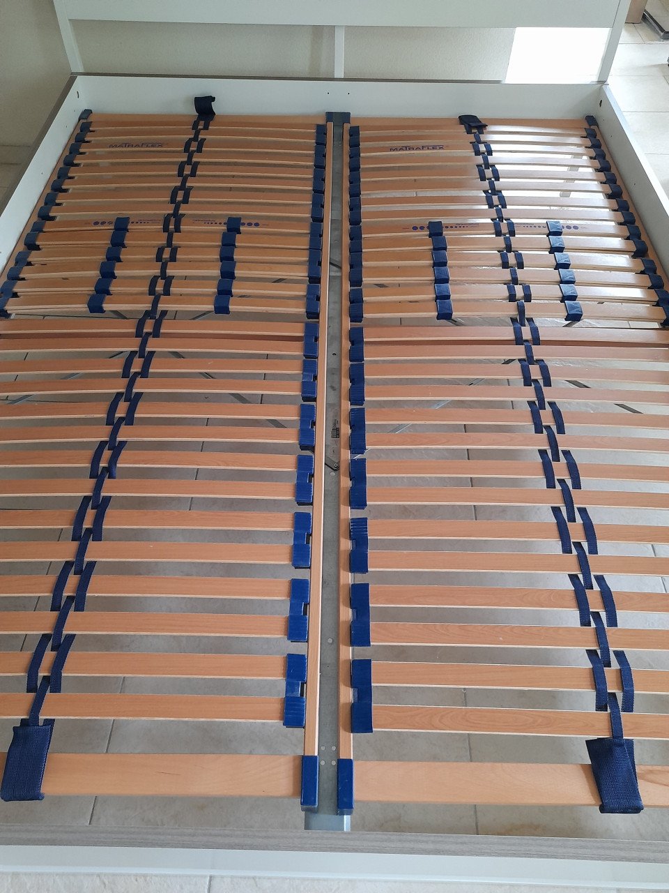 2 Persoons bed 160 x 200 (in goede staat )