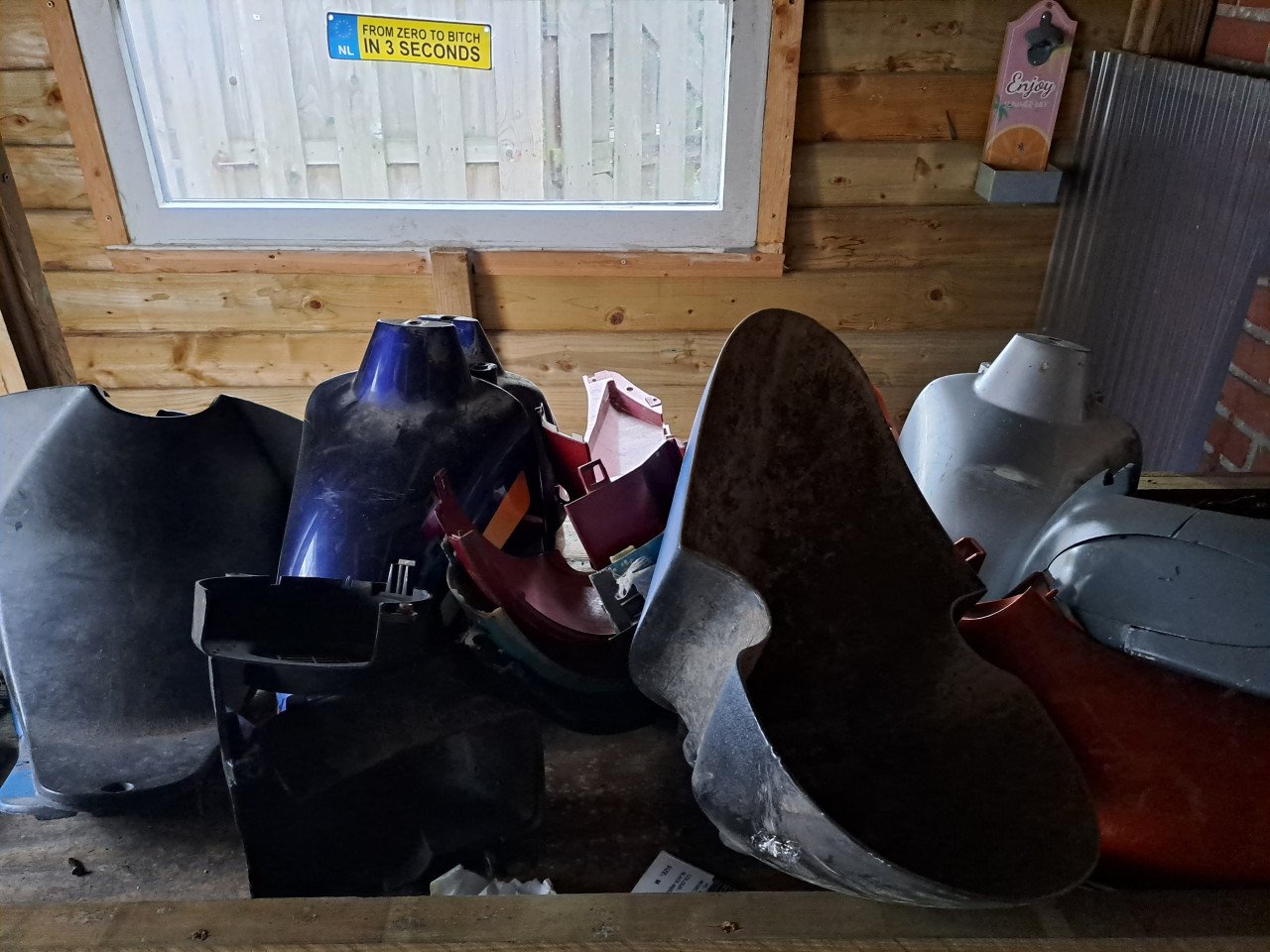 Te koop hele grote partij peugeot vivacity onderdelen
